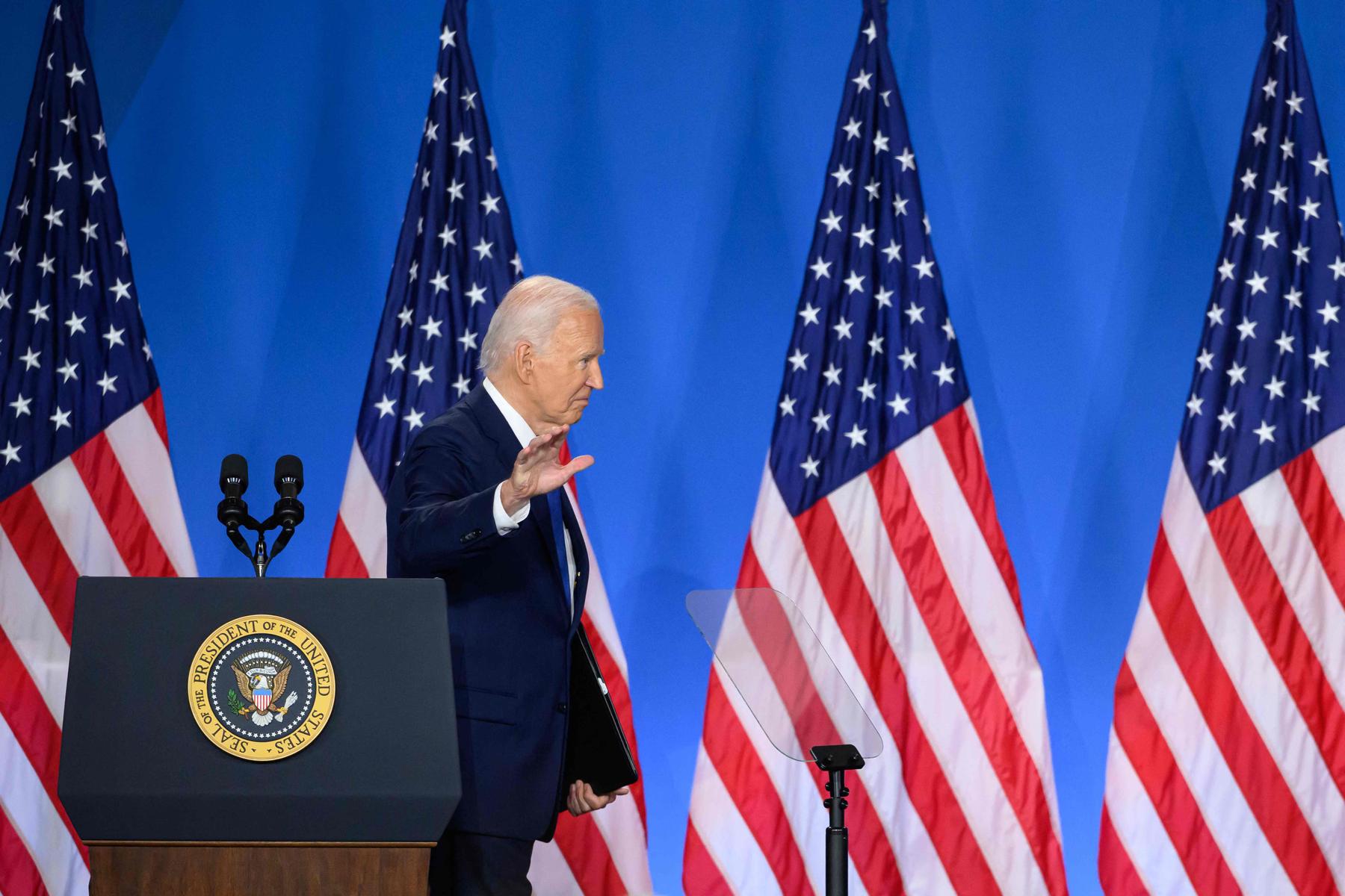 Will im Rennen bleiben: Biden bezeichnet Selenskyj irrtümlich als „Präsident Putin“