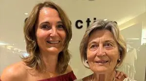 Petra Klement setzt auf nachhaltige Mode. Im Geschäft wird sie jeden Tag von ihrer Mutter Waltraud unterstützt