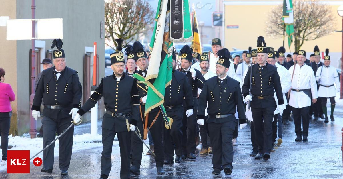 Landeshauptmann-Mario-Kunasek-springt-in-Kalwang-bers-Arschleder
