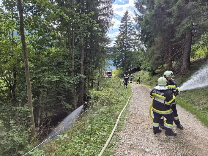 Neben der Feuerwehr war bei der großen Übung auch ...