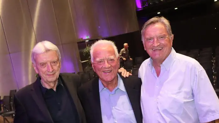 Helmut Kienreich (Weizer Bürgermeister außer Dienst), Frank Stronach und Ex-Nationalratsabgeordneter Christian Faul 