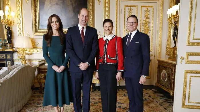 Ein royales Wiedersehen der Extraklasse! Prinzessin Victoria (46) und Prinz Daniel (50) von Schweden hielten sich vom 29. November bis 1. Dezember 2023 im Vereinigten Königreich auf und da durfte ein Wiedersehen mit Prinz William (41)und Gattin Kate (41) natürlich nicht fehlen. 