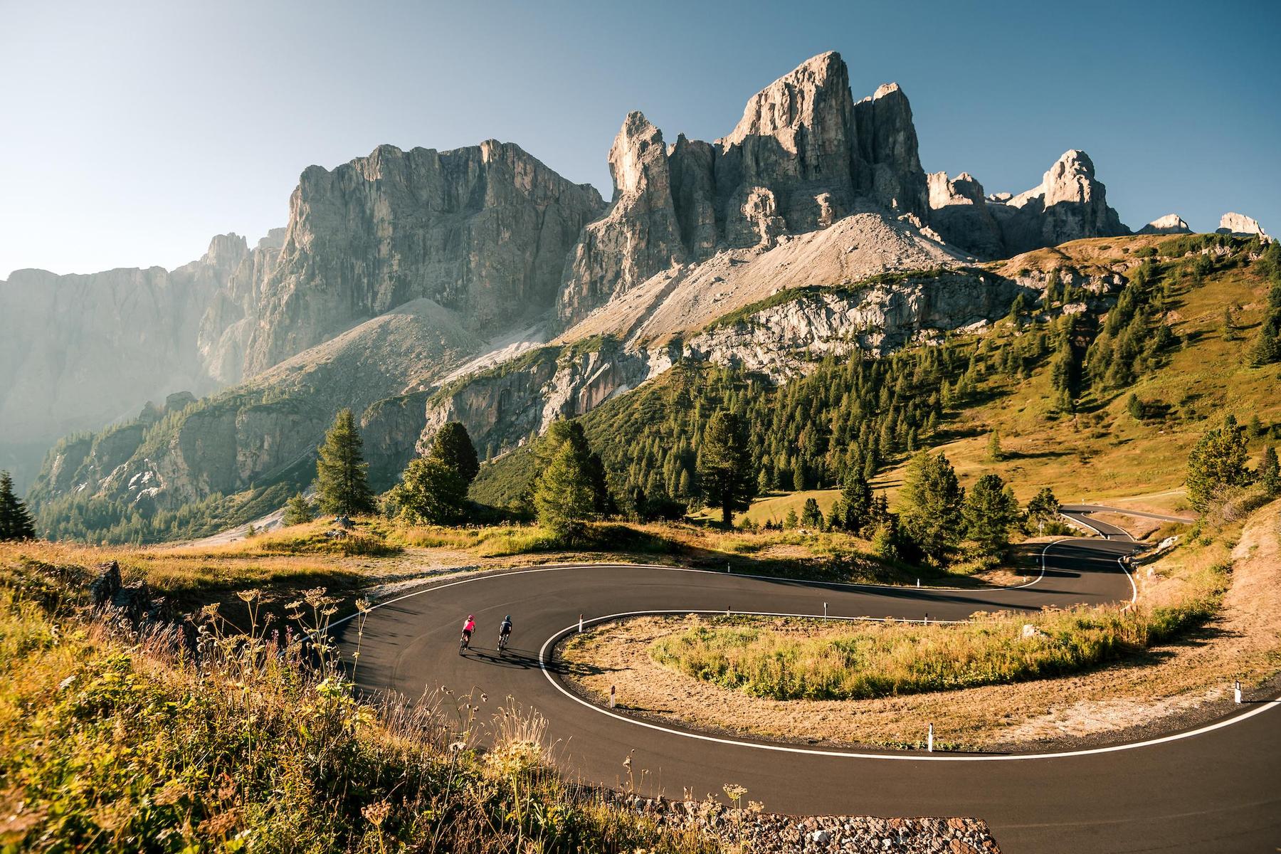 Südtirol: Bergradeln im Kurvenreich der Dolomiten 