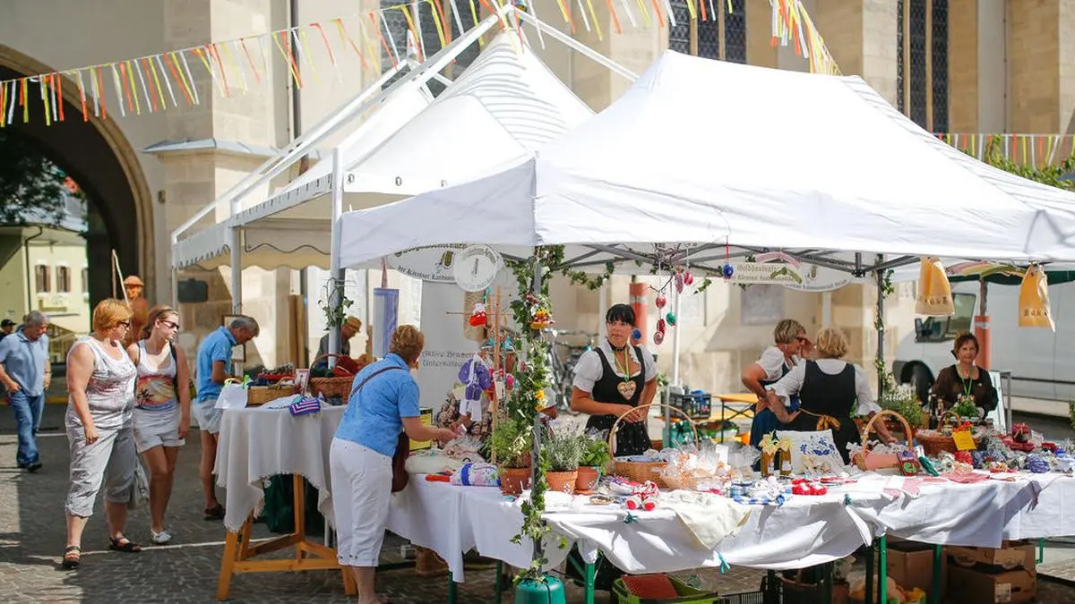 Im Mittelpunkt des Jakobimarkts stehen seit seiner Wiederbelebung Kunst und Handwerk 