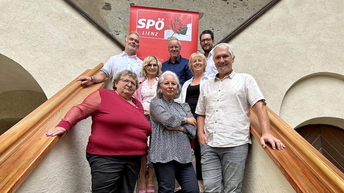 Beatrix Erler, Spitzenkandidatin Sabine Walder, Andreas Prentner, Elisabeth Blanik, Martina Assmair, Martin Strasser, Willi Lackner und Christopher Handl