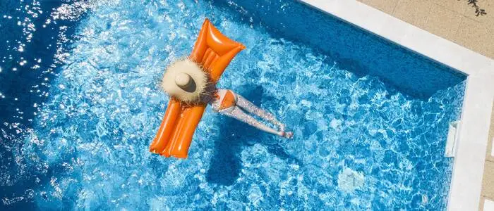 In der Steiermark gibt es mittlerweile rund 66.000 private Pools (Bild Sujet). Es wird ersucht, sich vor dem Befüllen zu melden
