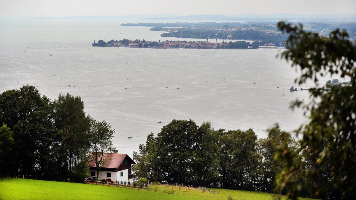 Im deutschen Lindau wurde eine Frauenleiche in einem Park entdeckt