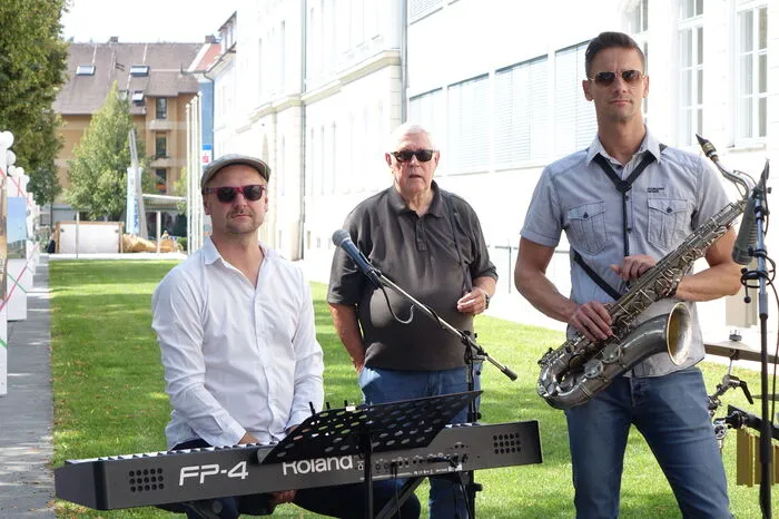 Das Christoph Gerstl Trio (aber mit Fehlern. Wer findet ihn?)