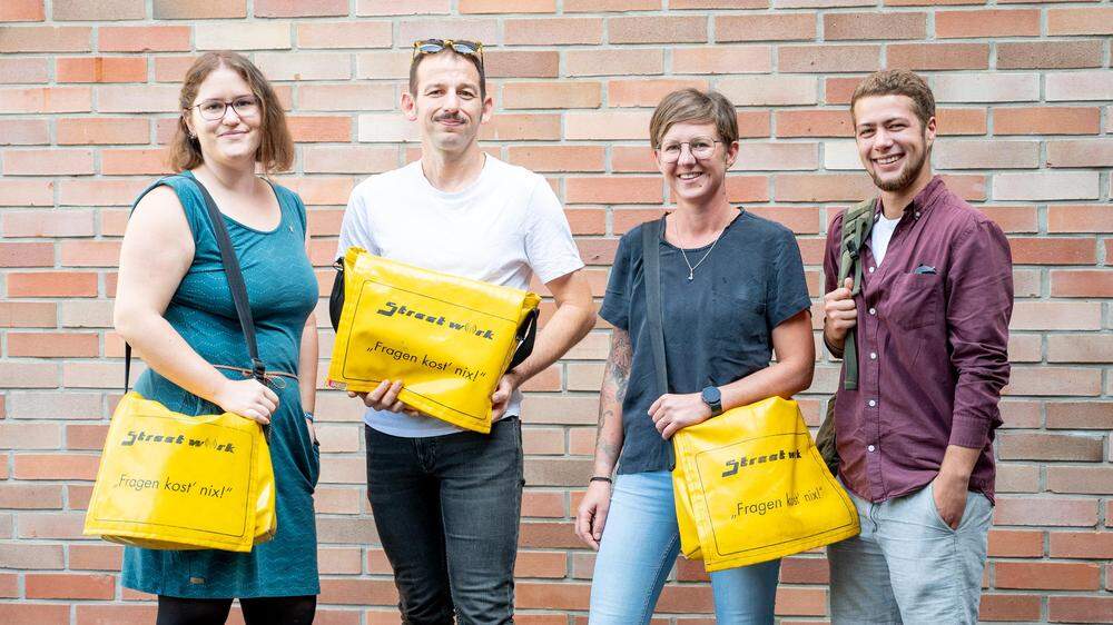 Das Team von Streetwork in Feldbach, bestehend aus Klara Heiling, Roland Knausz, Isabell Wieser und Sebastian Hofer, weiß, was die Jugendlichen im Bezirk beschäftigt