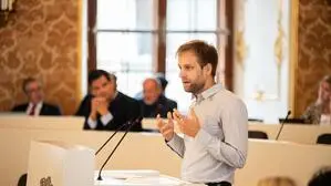 KPÖ-Chef Alexander Melinz kündigt eine Dringliche Anfrage im Landtag an
