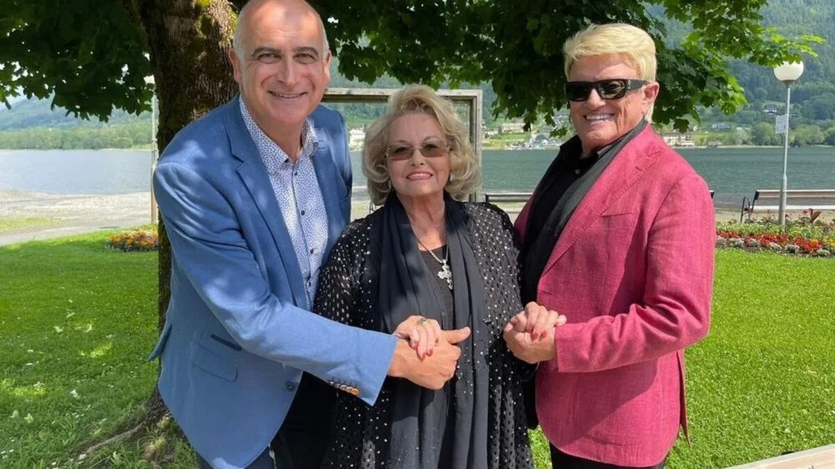 Heino kam mit Gattin Hannelore und wurde von Tourismuschef Georg Overs begrüßt