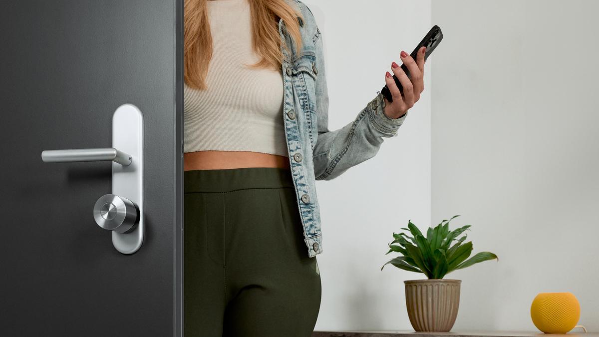 Bei Nuki wird mit dem neuen Smart Lock viel Platz eingespart