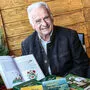 Erzähler, Beschreiber, Verleger: Franz Hartl, seit 60 Jahren auch Imker, mit seinem neuesten Buch