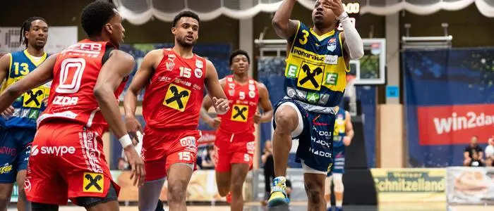 Tevin Brewer war mit 24 Punkten der beste Werfer der Grazer in Wels