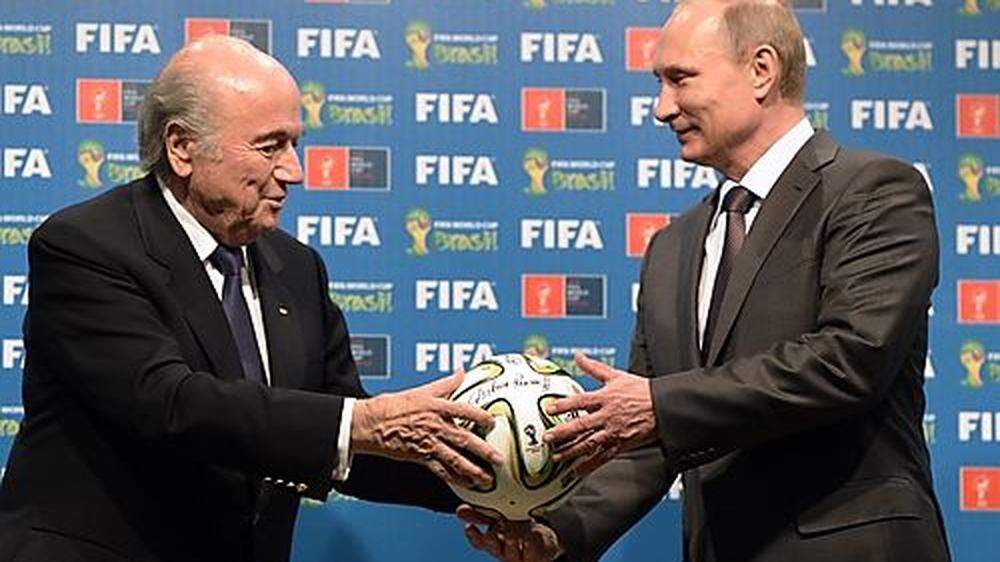 Wladimir Putin lobt den umstrittenen Sepp Blatter