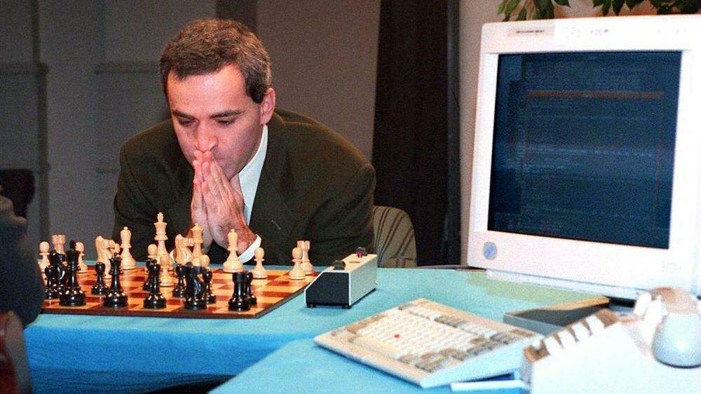 1997 verliert Schach-Weltmeister Garri Kasparow gegen IBMs Deep Blue