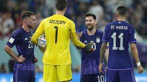 Wojciech Szczesny und Lionel Messi vor der umstrittenen Elfmeter-Szene