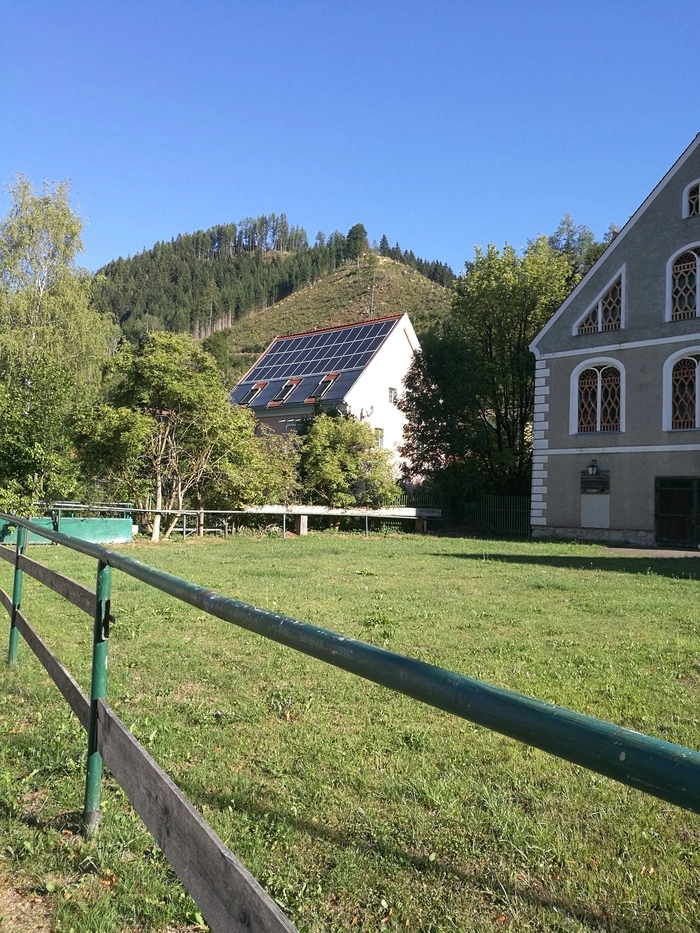 Auf vielen Gebäuden in Mautern, Kammern, Traboch und Kalwang wird Strom mittels PV-Anlagen erzeugt