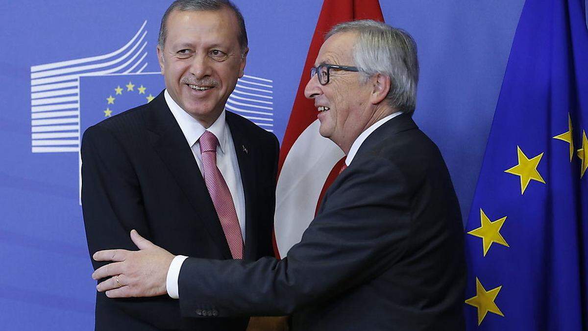 Ein Bild aus besseren Tagen: Türkeis Präsident Erdogan und Kommissions-Boss Juncker im Jahr 2015