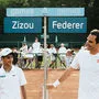 Izyan "Zizou" Ahmad und Roger Federer 