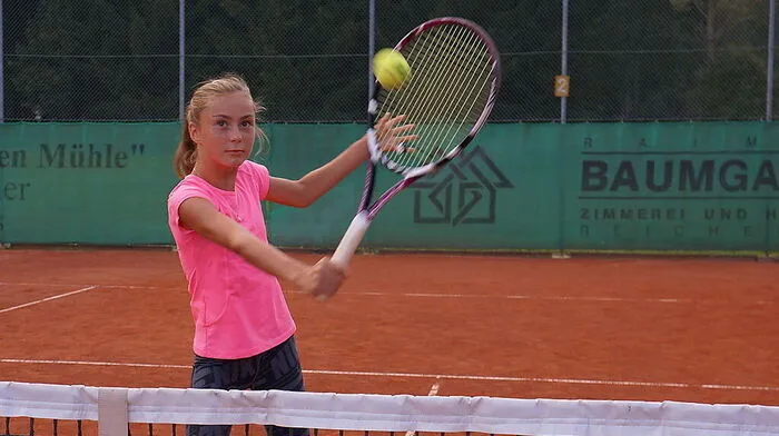„Mein Ziel ist es, mit 19 Jahren unter den Top 100 der Weltrangliste zu stehen“, sagt das Tennistalent 