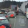 Chaos statt Rettungsgasse im Stauende auf der A2