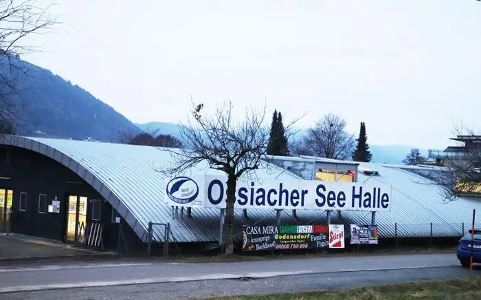 Die Ossiacher See Halle ist ein beliebter Ausflugsort im Winter