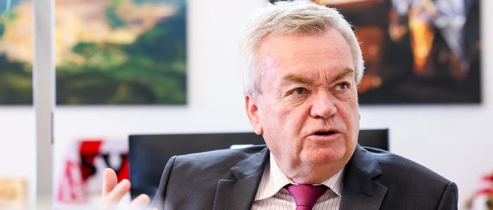 SPÖ-Chef Anton Lang gibt sich noch wenig beunruhigt