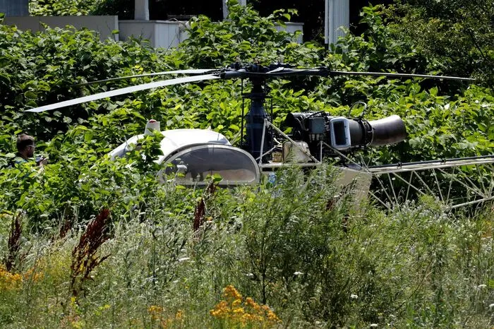 Mehrere "schwer bewaffnete" Männer hätten dem 46-Jährigen bei seiner Flucht geholfen, erfuhr die Nachrichtenagentur AFP aus Ermittlungskreisen