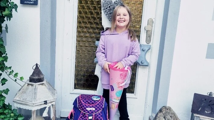 Die ersten Wochen in der Volksschule Kainach hat Lenia bereits hinter sich.