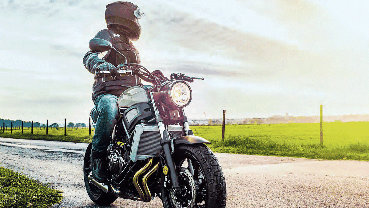 Vorausschauend fahren: Bei den ersten Touren im Frühling sollte man sich Schritt für Schritt wieder ans Biken gewöhnen