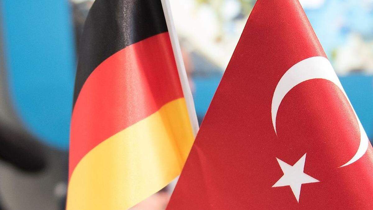 Deutschland und die Türkei als EM-Konkurrenten