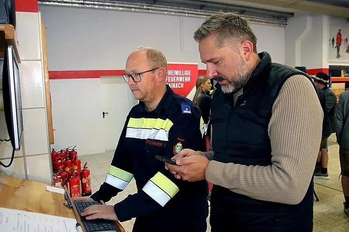 Und erfahren, wie Feuerwehrdrohnen im Einsatz genutzt werden.