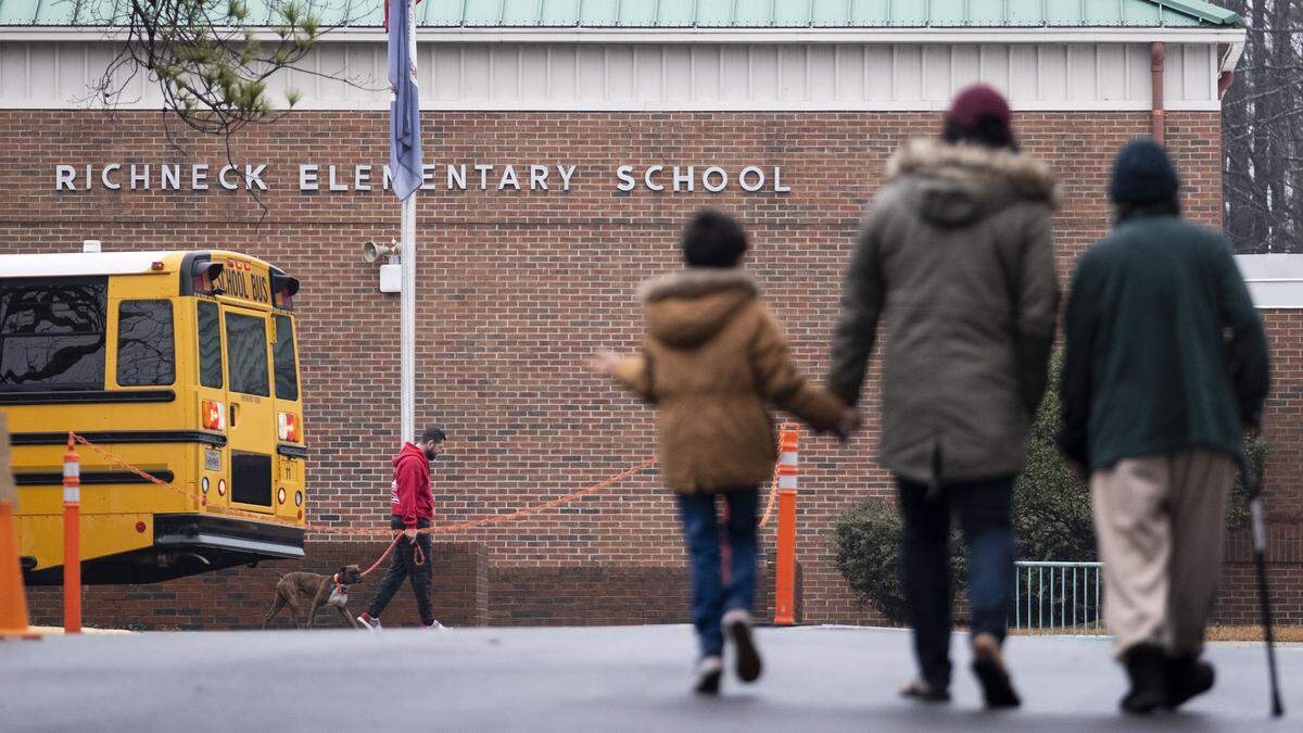 An dieser Schule schoss ein Erstklässer auf seine Lehrerin und verletzte sie schwer