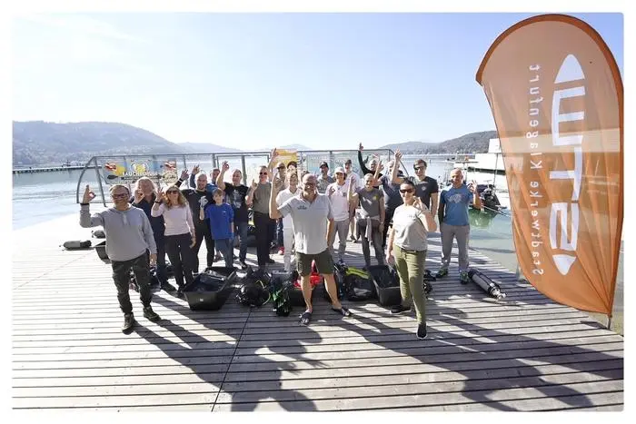 Stadtwerke Klagenfurt, Bundesforste, Umwelttauchclub Kärnten und Stadt Klagenfurt engagieren sich gemeinsam bei der Unterwasser-Aufräumaktion im Strandbad Klagenfurt.