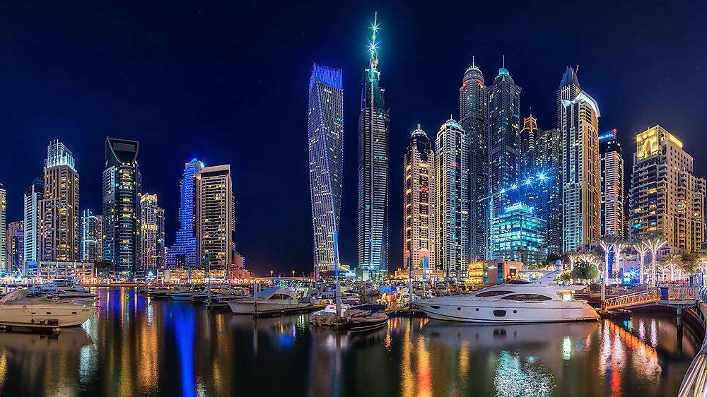 Dubai Marina bay