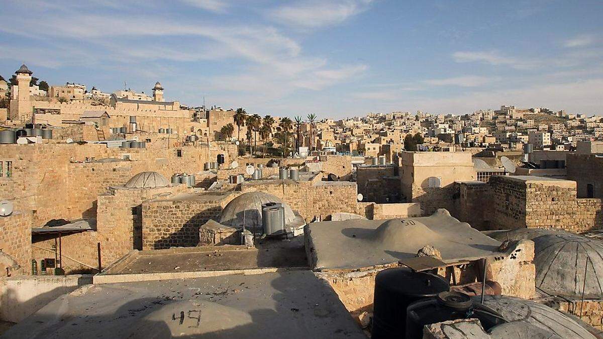 Die Wohnungen sollten in mehreren kleinen Siedlungen in der Gegend von Ariel sowie in Carmel bei Hebron (im Bild) und dem Siedlungsblock Gusch Ezion errichtet werden