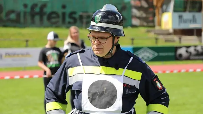 Obdach stand vor Kurzem ganz im Zeichen des Feuerwehrwesens: Beim Bewerb um das Feuerwehrleistungsabzeichen in Bronze trafen insgesamt 42 Gruppen aus den Bereichen Judenburg, Knittelfeld und Murau aufeinander, um ihr feuerwehrtechnisches Können unter Wettkampfbedingungen zu präsentieren.