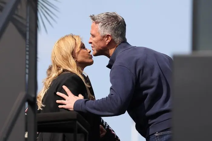 25.08.2024, xsvx, Motorsport FIA Formel 1, Großer Preis der Niederlande 2024 emspor, v.l. Corinna Schumacher und Ralf Schumacher FIA REGULATIONS PROHIBIT ANY USE OF PHOTOGRAPHS as IMAGE SEQUENCES and/or QUASI-VIDEO Zandvoort *** 25 08 2024, xsvx, Motorsport FIA Formula 1, Grand Prix of the Netherlands 2024 emspor, v l Corinna Schumacher and Ralf Schumacher FIA REGULATIONS PROHIBIT ANY USE OF PHOTOGRAPHS as IMAGE SEQUENCES and or QUASI VIDEO Zandvoort