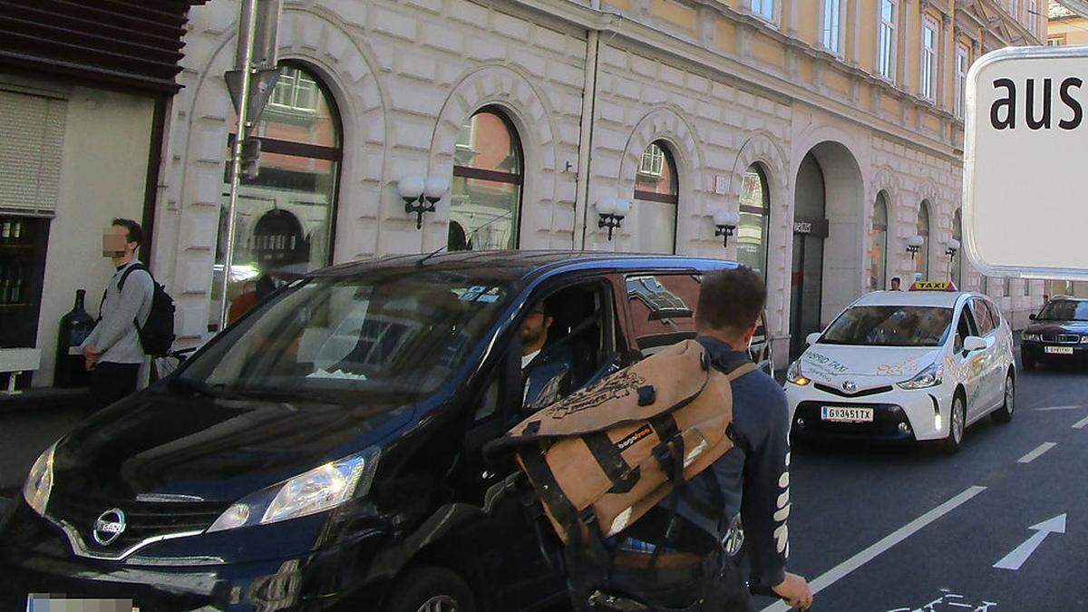 In der Griesgasse, Ecke Belgiergasse musste die Polizei eingreifen