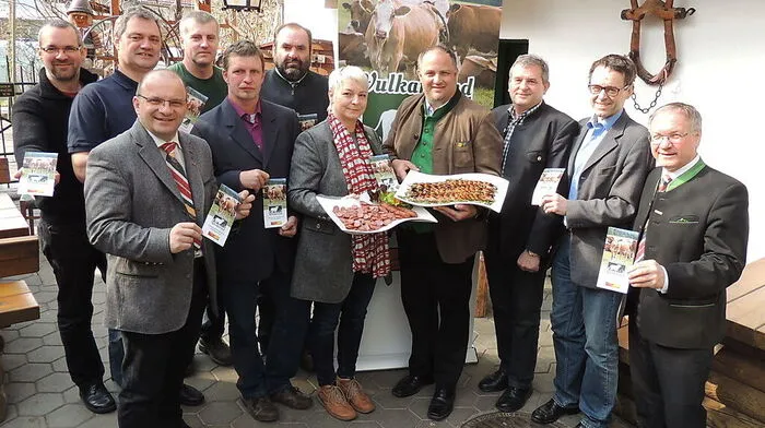 Michael Fend, Bernd Wieser, Anton Gangl, die Landwirte Alois Scherr, Reinhard Wango und Franz Tschiggerl sowie die Fleischer Martina Tschiggerl und Armin Christandl, Heinrich Schmidlechner, Josef Sommer und Josef Ober