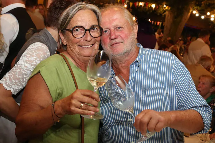 Klicken Sie sich durch die Bilder ....