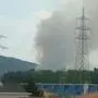 Bei Duino hat es Samstagmittag im Karstgebiet wieder zu brennen begonnen