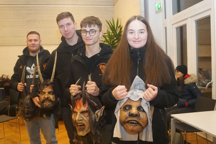 die St. Peterer Hammerperchten aus der Steiermark