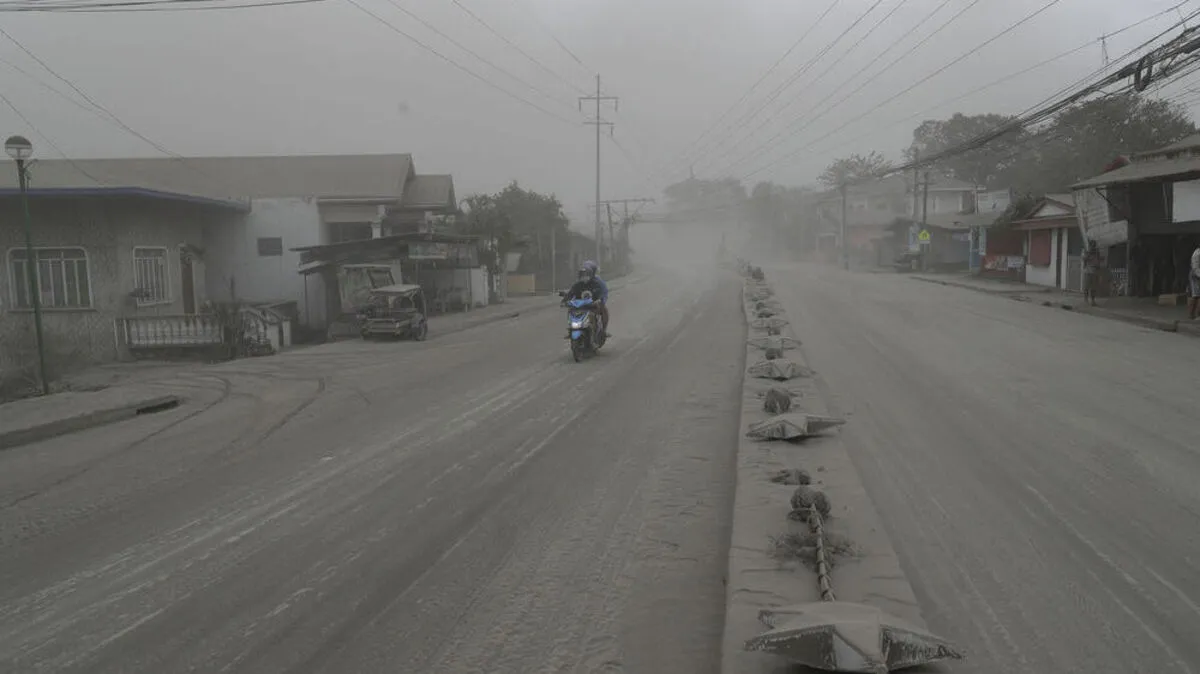 Ascheregen nach Vulkanausbruch 