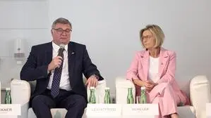 Jörg Leichtfried (SPÖ) und Ines Schiller (SPÖ) 