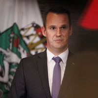 FPÖ-Bildungslandesrat Hermann arbeitet mit einer „schwarzen“ Bildungsdirektorin und einer „roten“ Bildungsableitungsleiterin