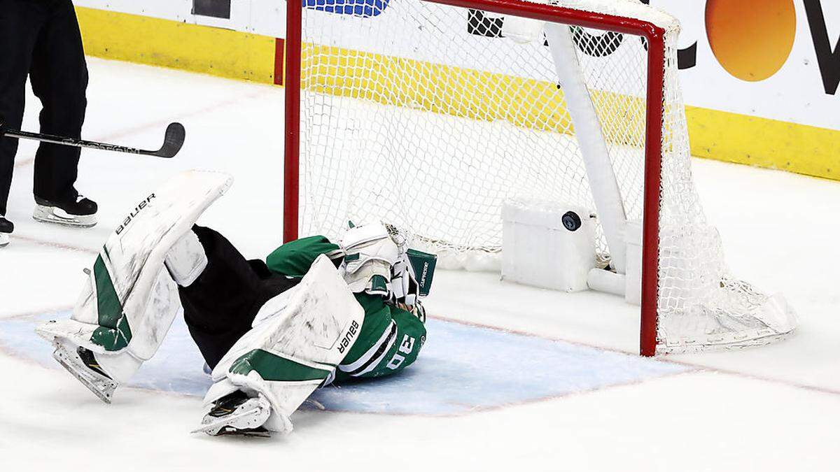 Umstrittenes Tor: Stars-Goalie Ben Bishop lag beim 1:3 am Boden