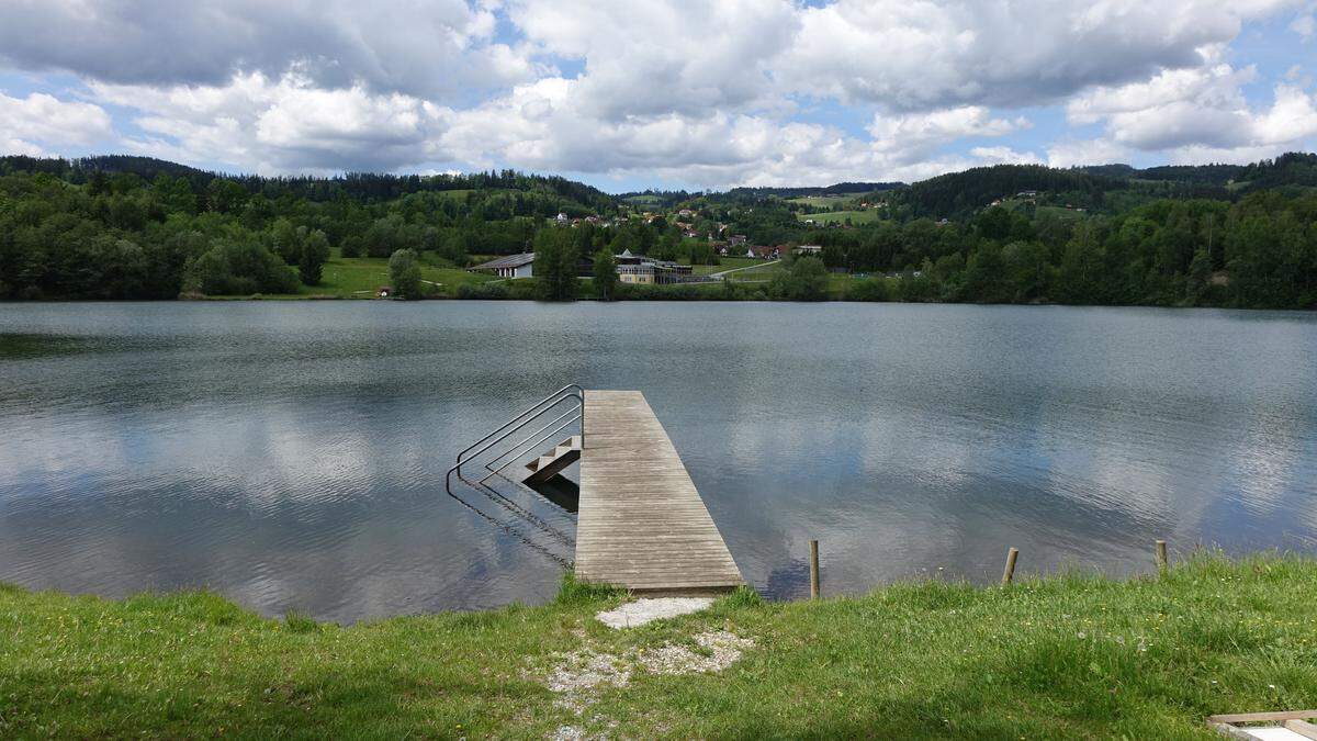 Dass der Pibersteinersee wieder für die Öffentlichkeit zugänglich wird, forderte die Junge SPÖ Köflach in einem Posting