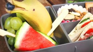 Die Banane wird zum Delfin, die Pitatasche zum Minidöner